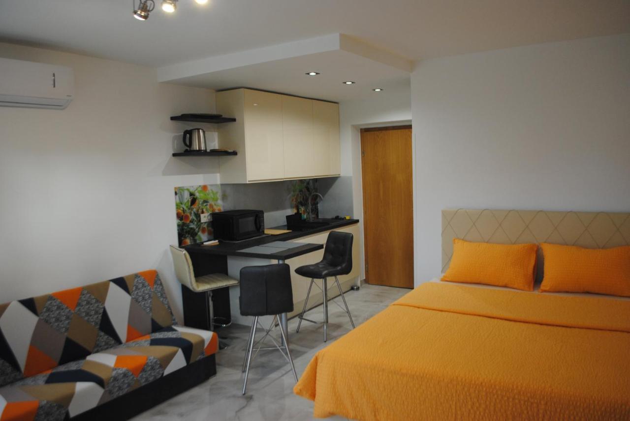 Apartments Samec Izola Exterior foto